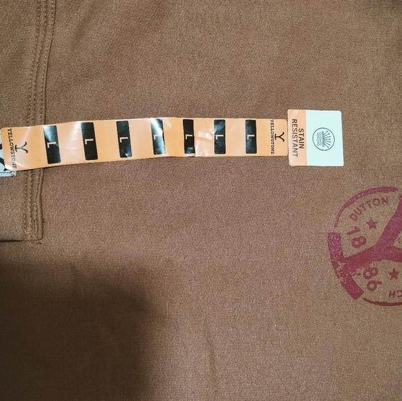 NEW Yellowstone Dutton Ranch Ballistic Duck Hoodie Sz L Kangaroo Pouch - Picture 7 of 9